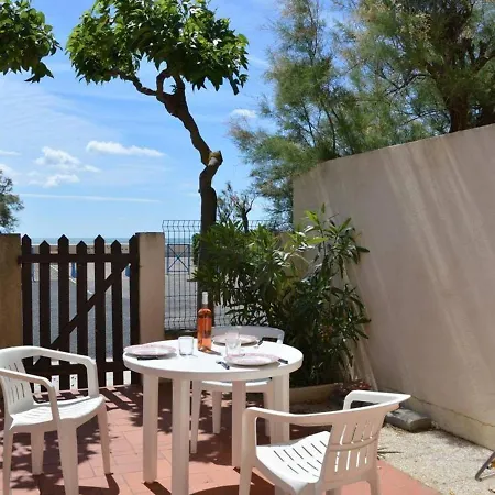 3 Pieces Avec Terrasse, Calme, Proche Et Commerces, 2 Etoiles Meuble De Tourisme - Fr-1-229d-214 Holiday home
