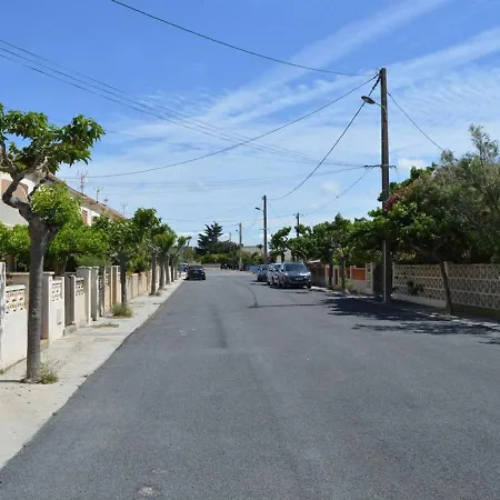 3 Pieces Avec Terrasse, Calme, Proche Et Commerces, 2 Etoiles Meuble De Tourisme - Fr-1-229d-214 Saint-Pierre-la-Mer (Aude)